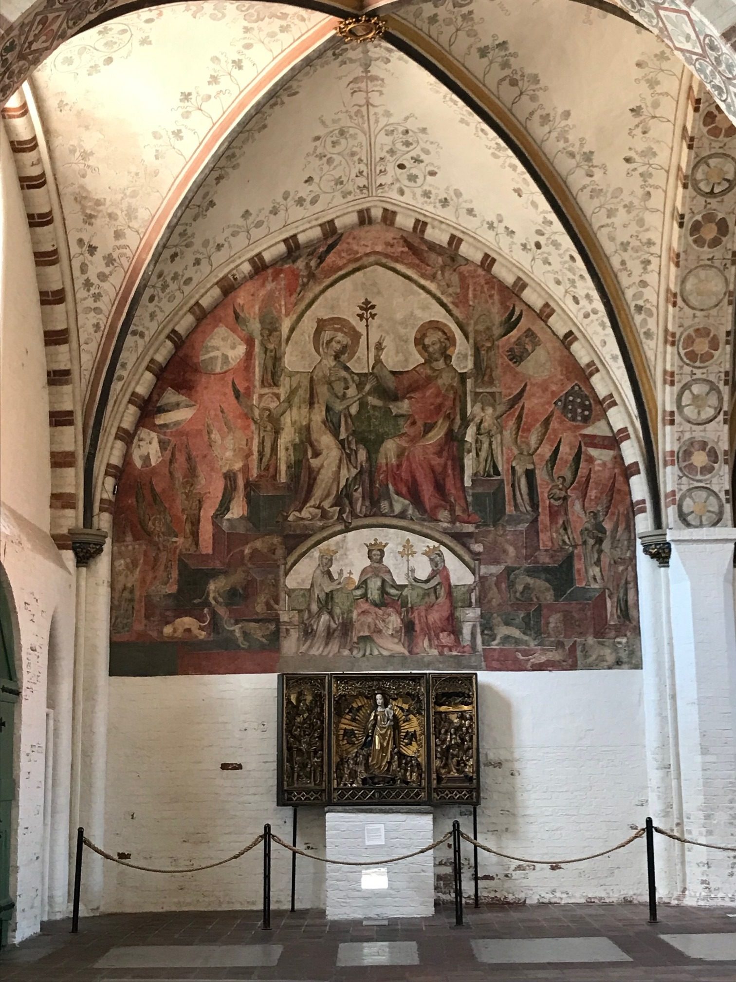 Heiligen Geist Hospital, Lubeck - 09 (Great Hall - Fresco over the Marienaltar).jpg